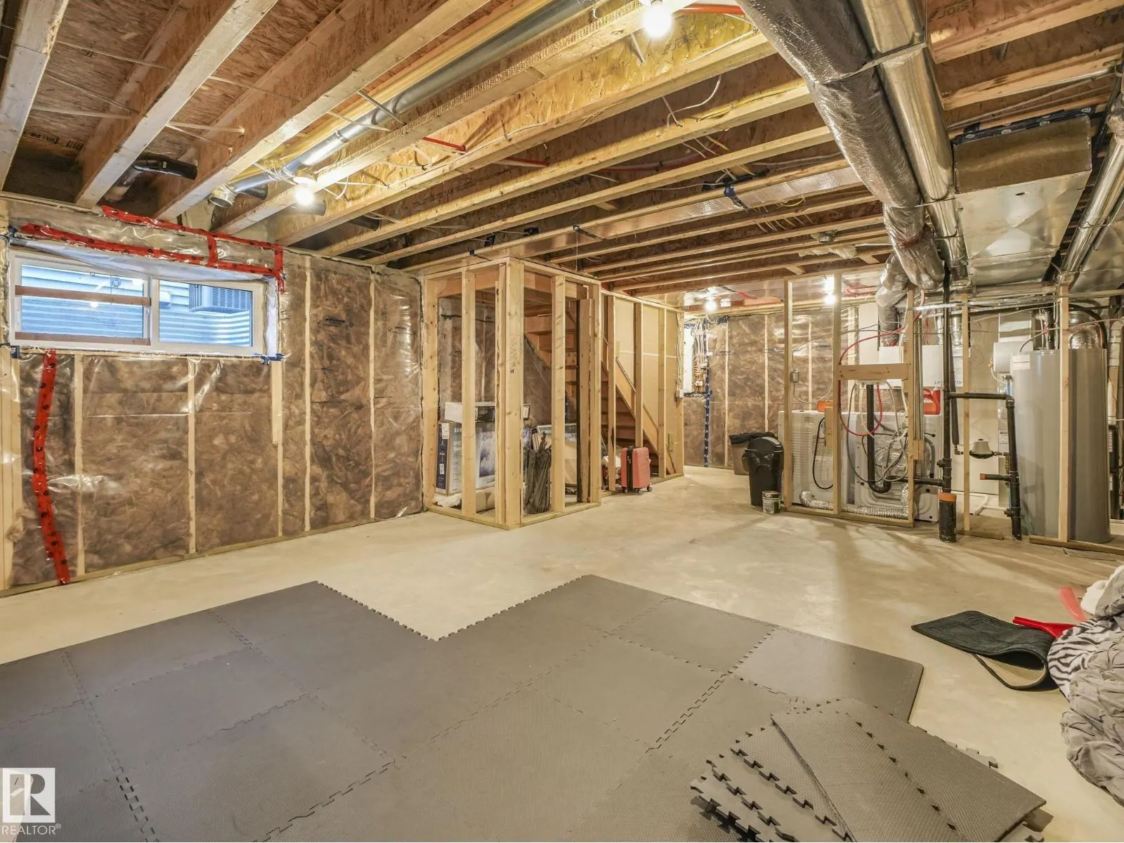 103 AMBERLEY WY