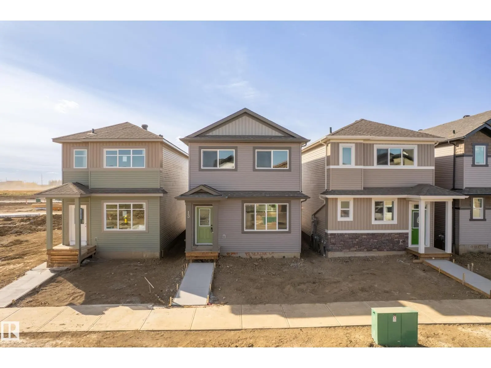 13 NERINE CR