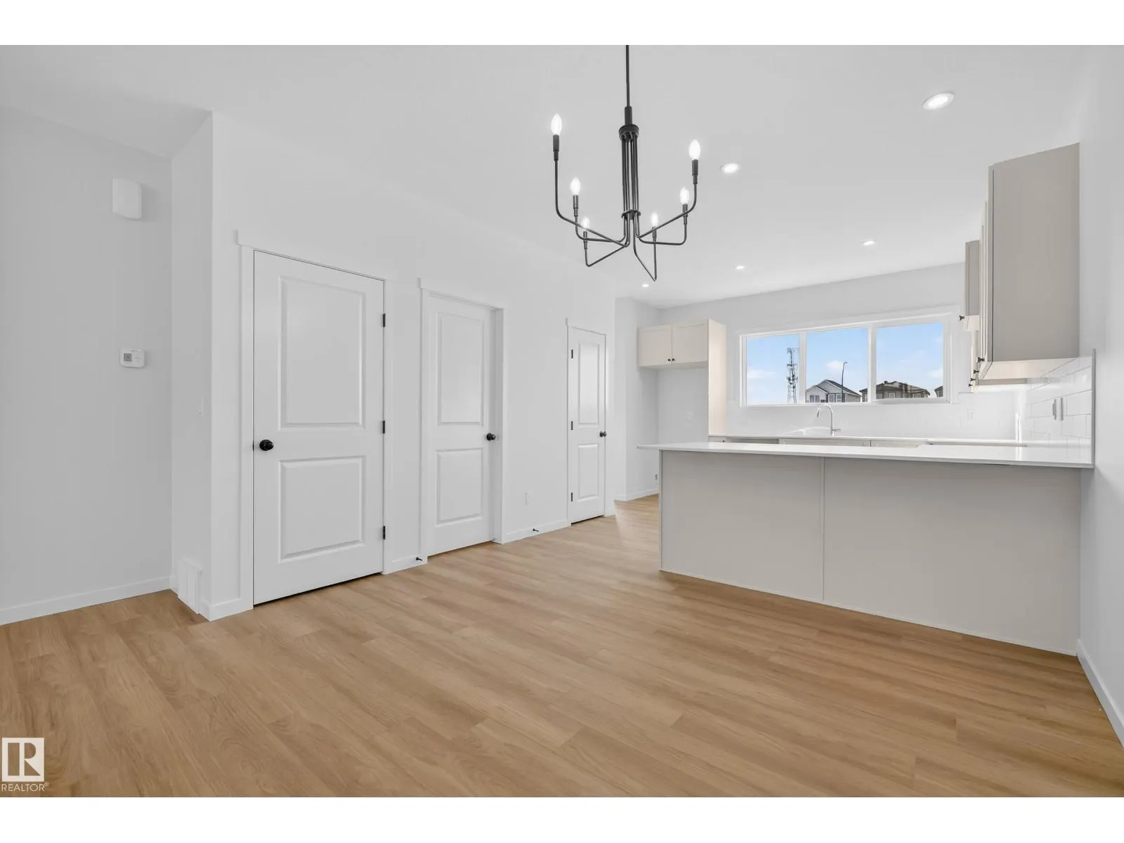 13 NERINE CR