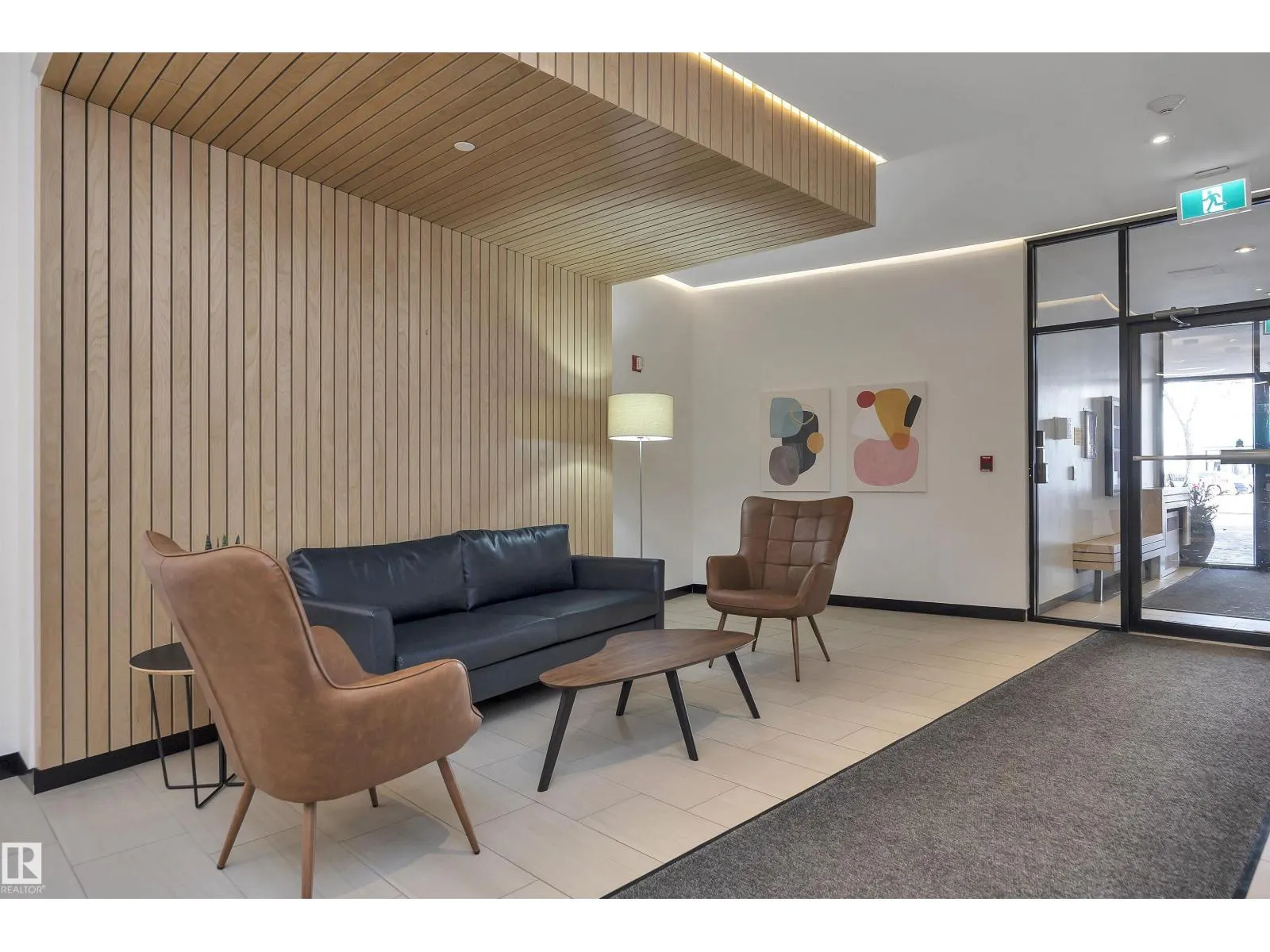 #606 10028 119 ST NW