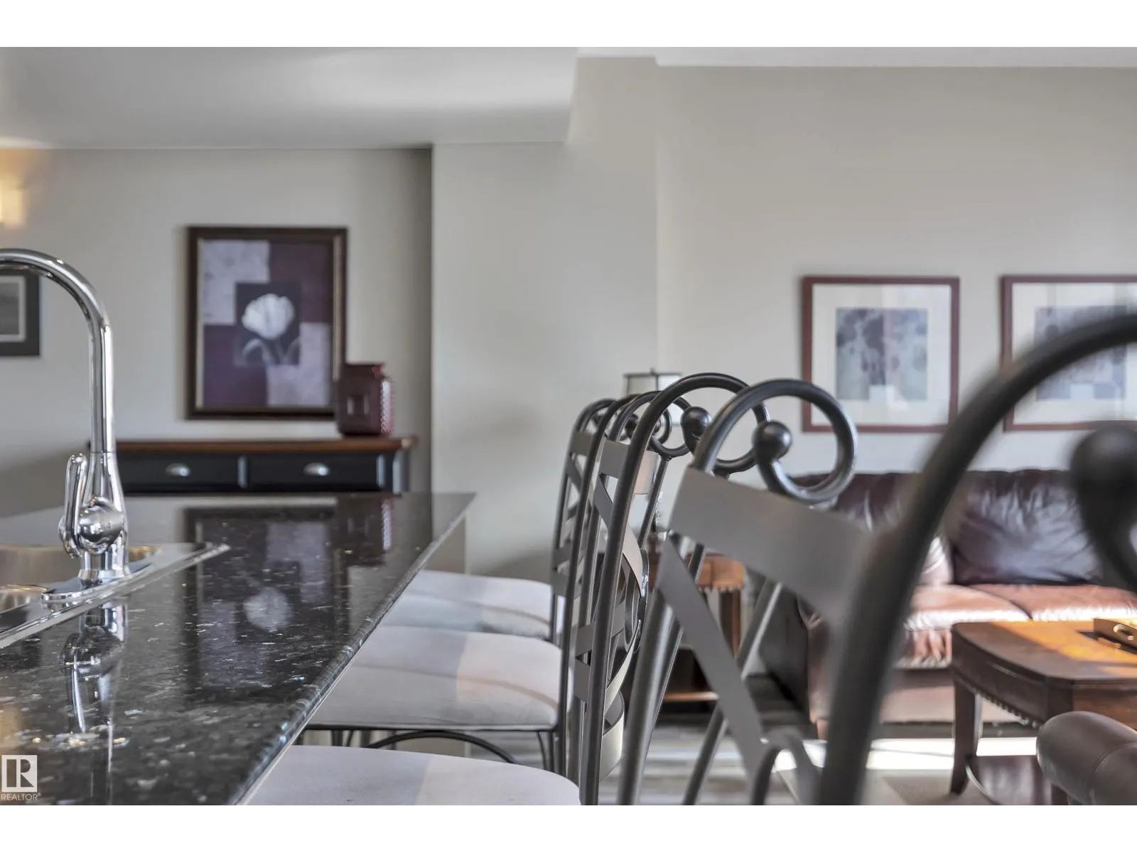 #606 10028 119 ST NW