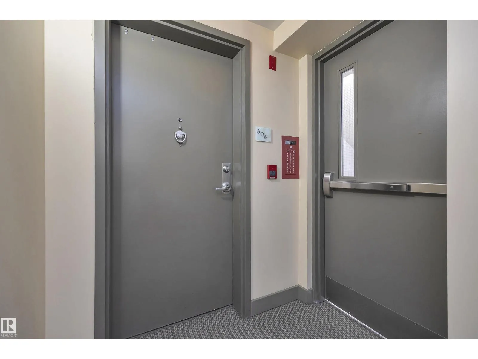 #606 10028 119 ST NW