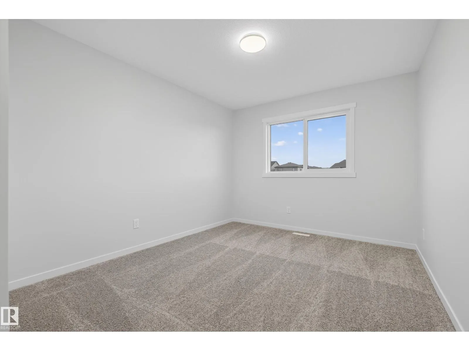 20723 24 AV NW