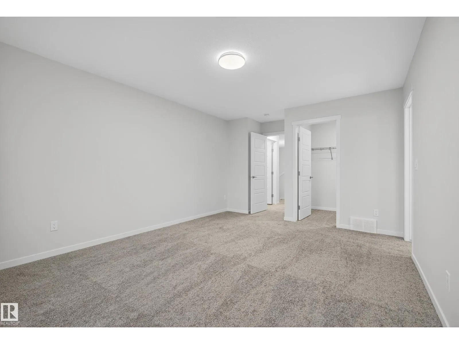 20723 24 AV NW