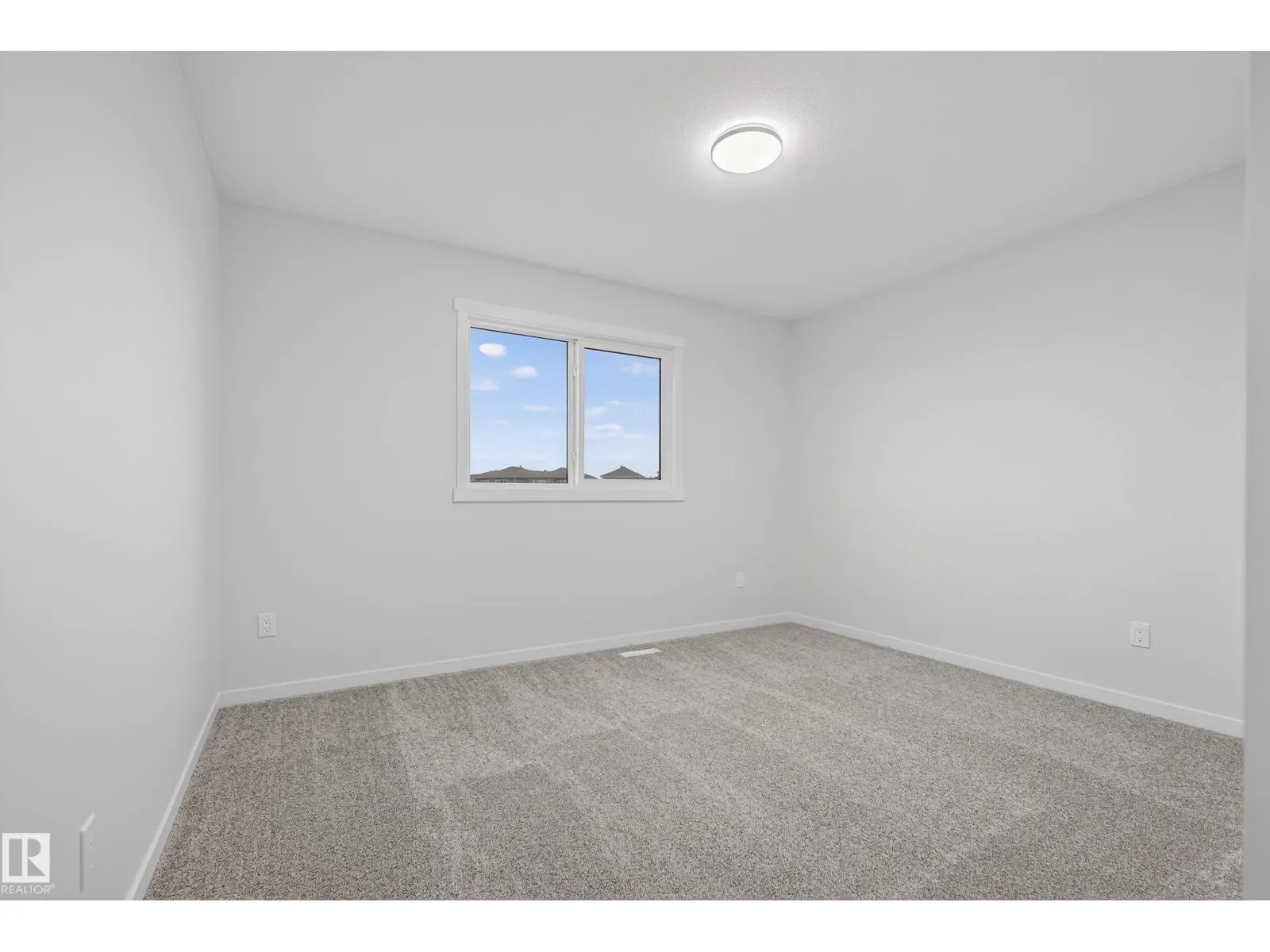 20723 24 AV NW