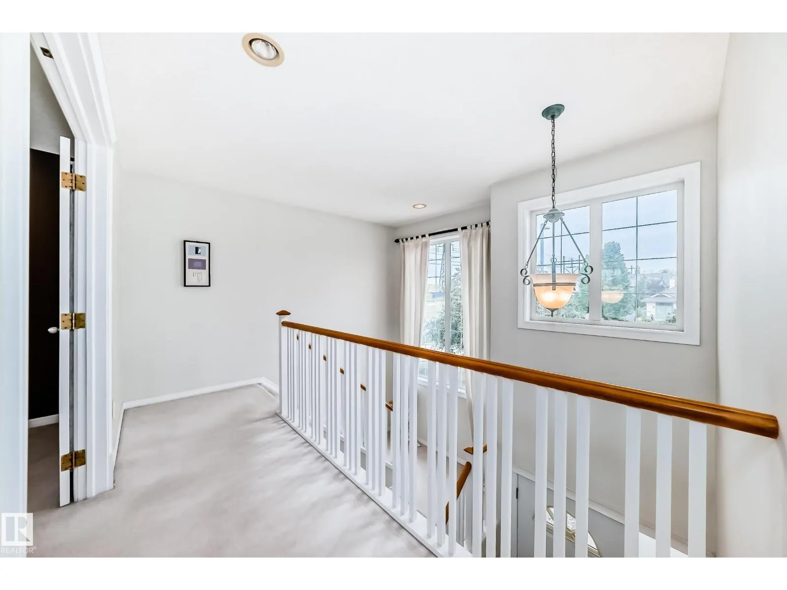 1173 Carter Crest RD NW NW