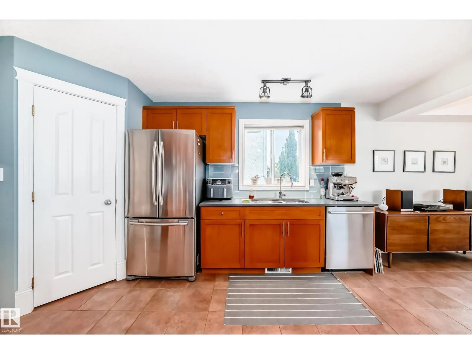 1173 Carter Crest RD NW NW