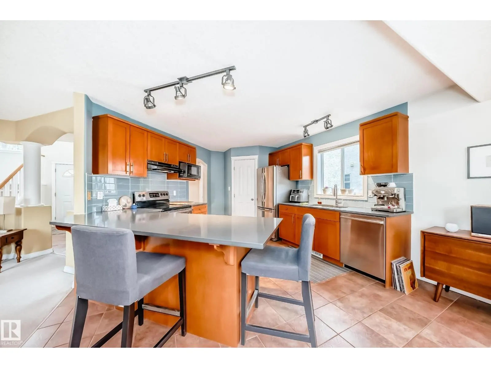 1173 Carter Crest RD NW NW