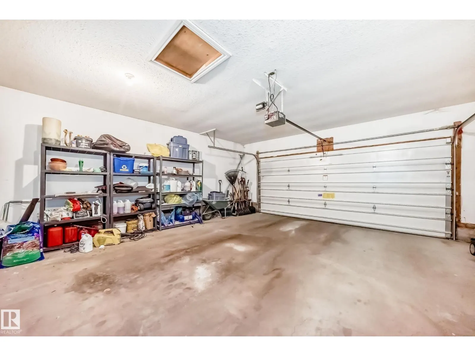 1173 Carter Crest RD NW NW