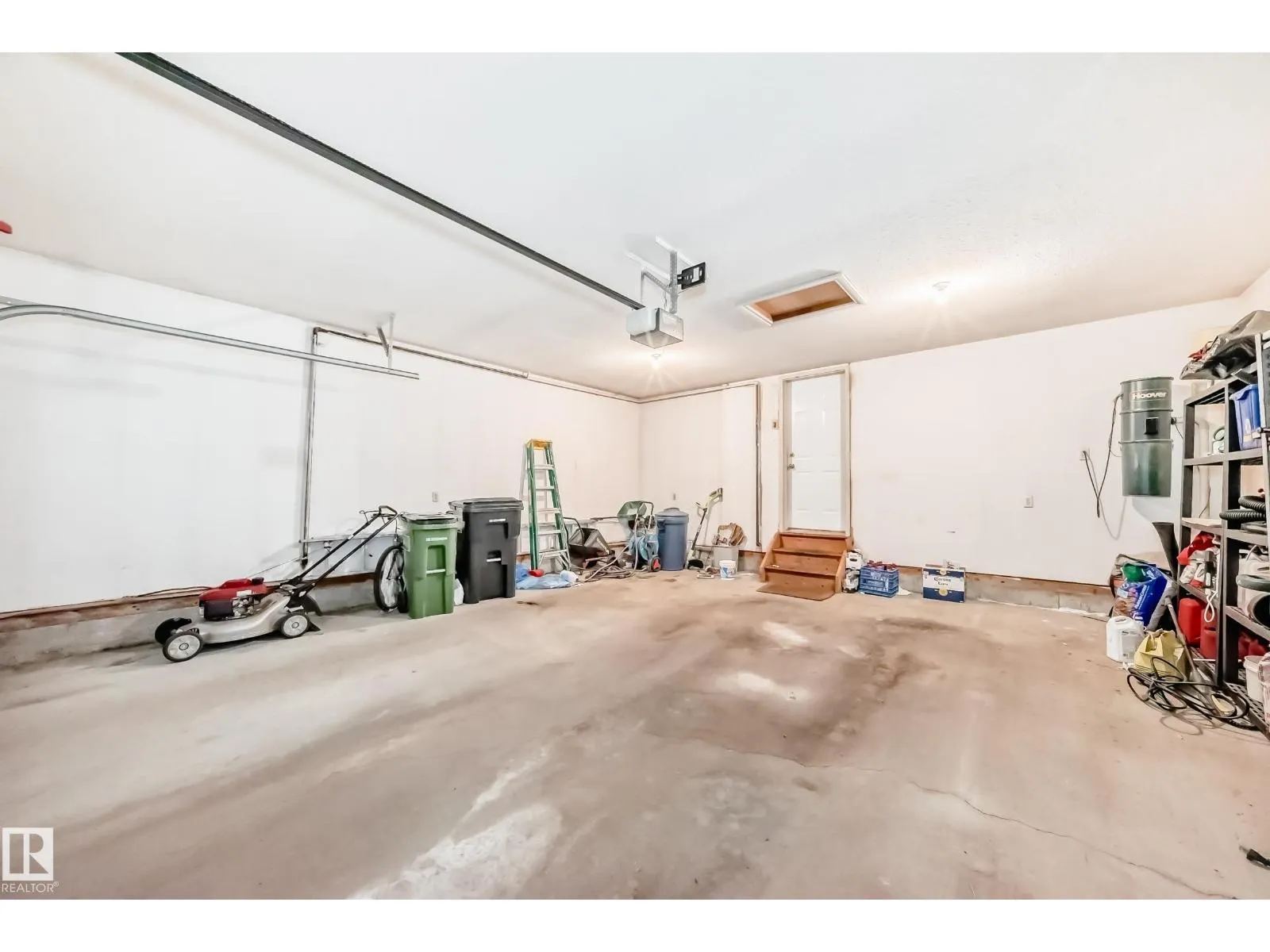 1173 Carter Crest RD NW NW