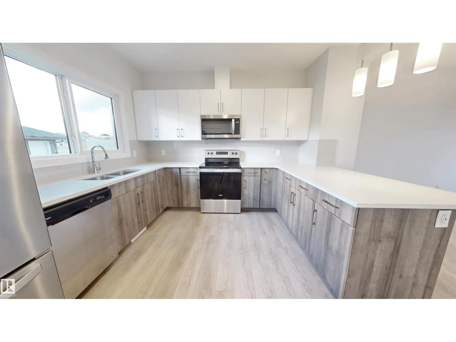 691 Cambrian BV