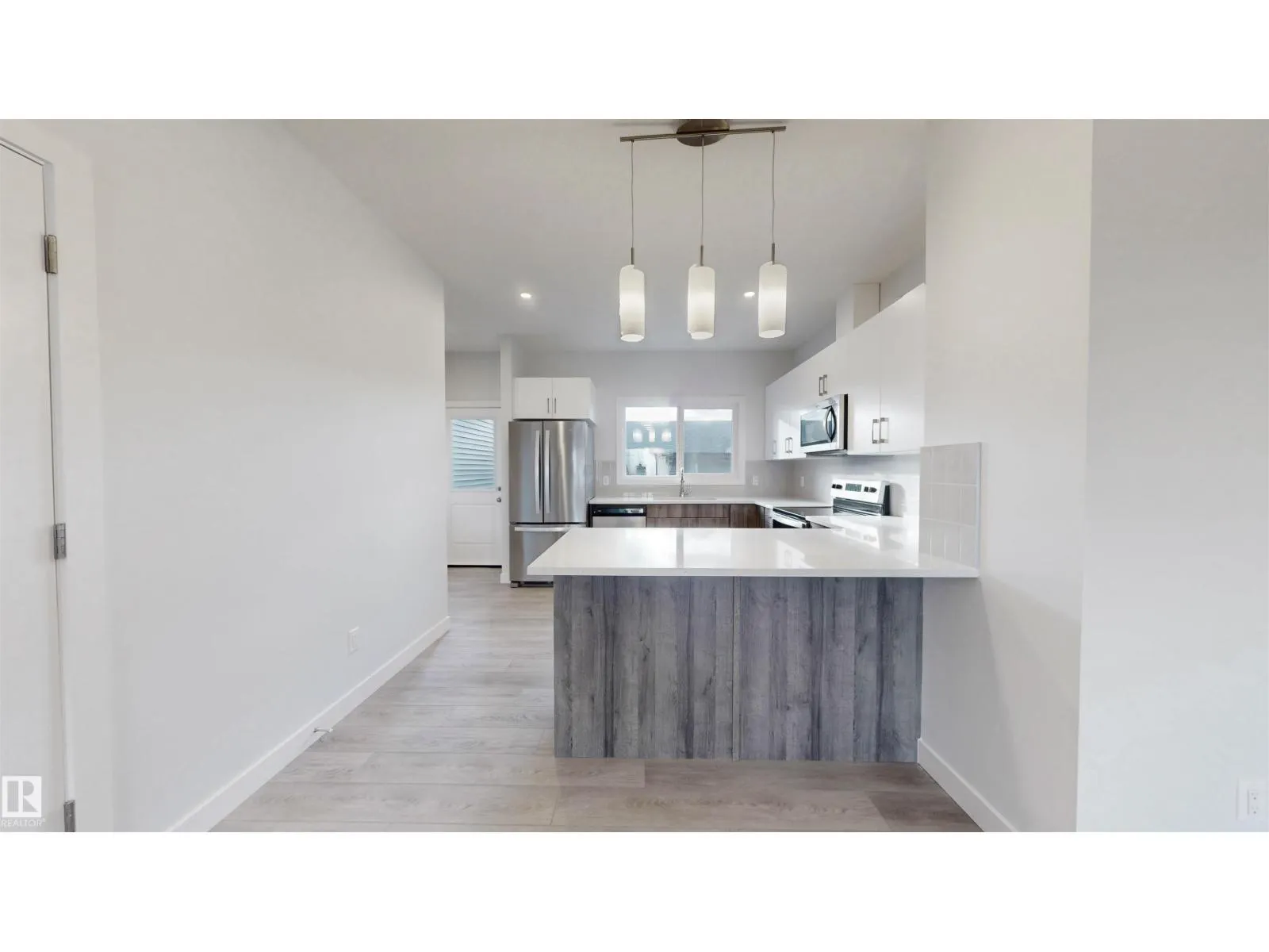 691 Cambrian BV