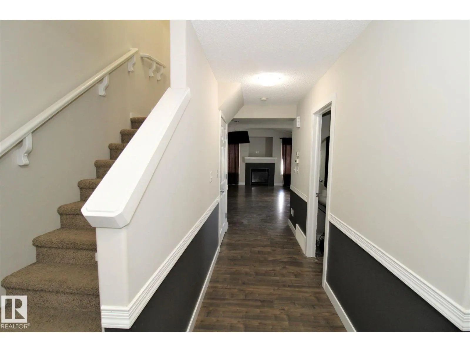 3143 TRELLE LO NW