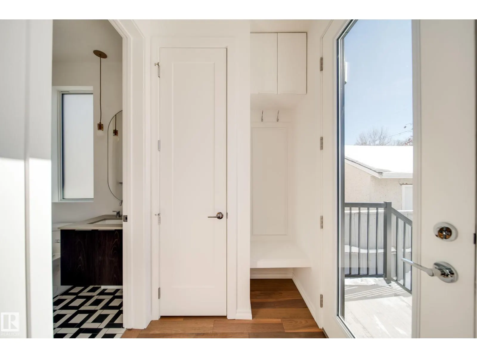 7540 80 AV NW