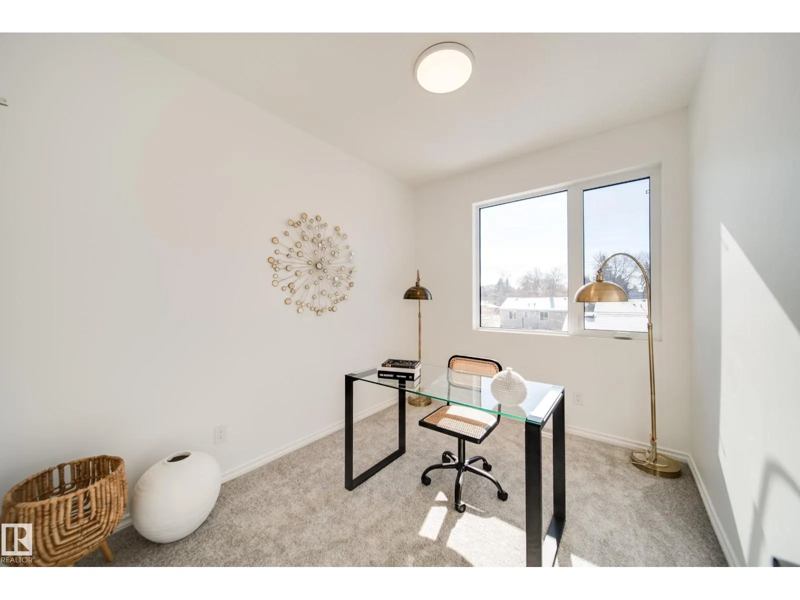 7540 80 AV NW