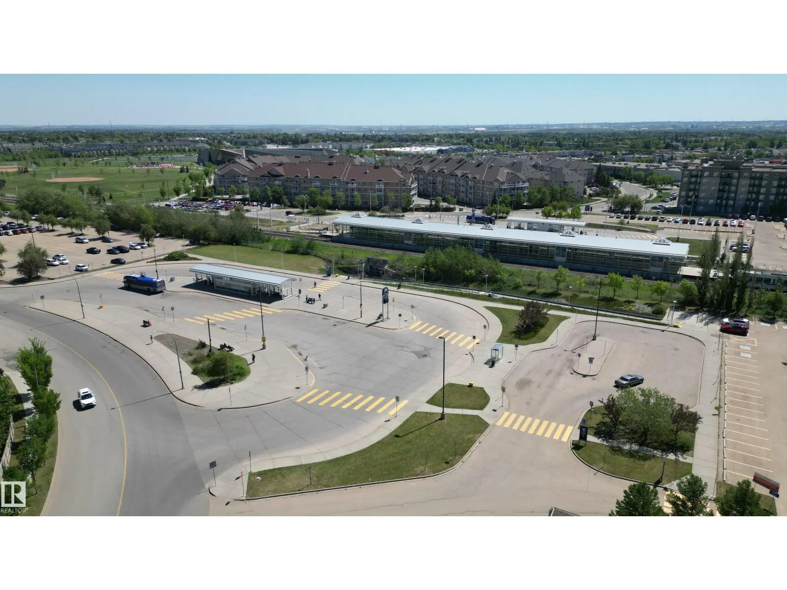 #438 301 CLAREVIEW STATION DR NW