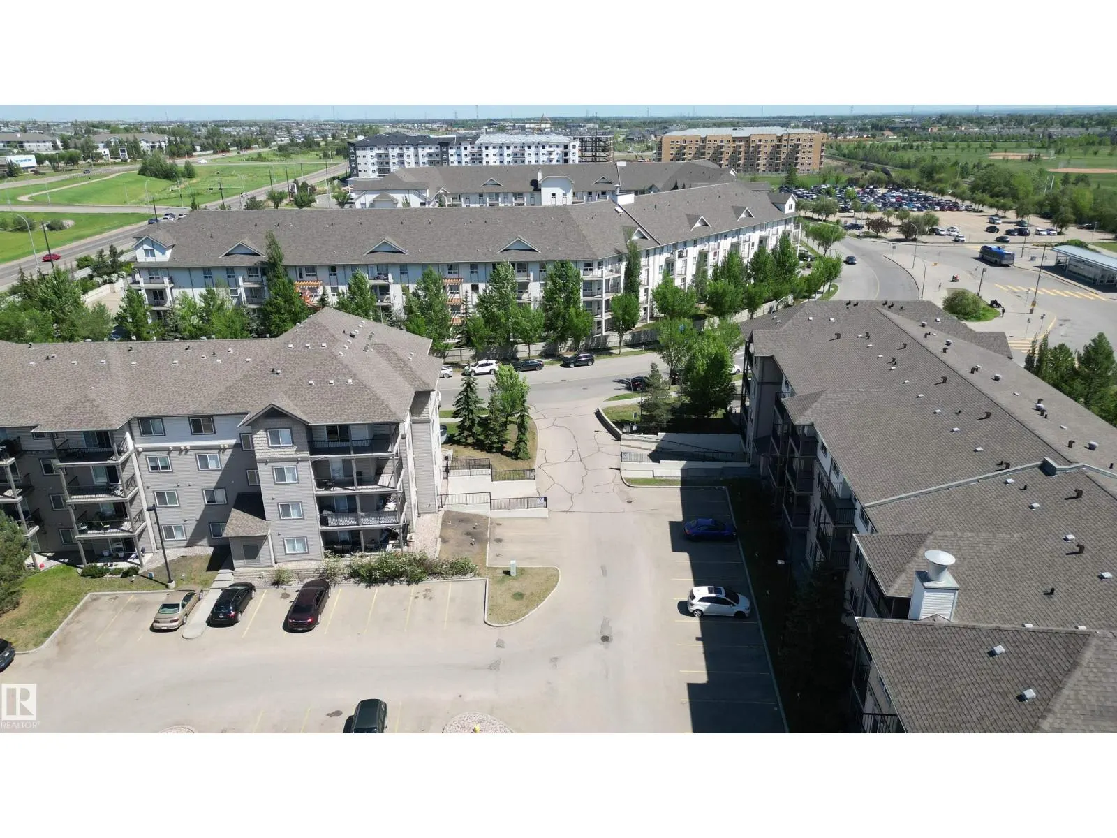 #438 301 CLAREVIEW STATION DR NW