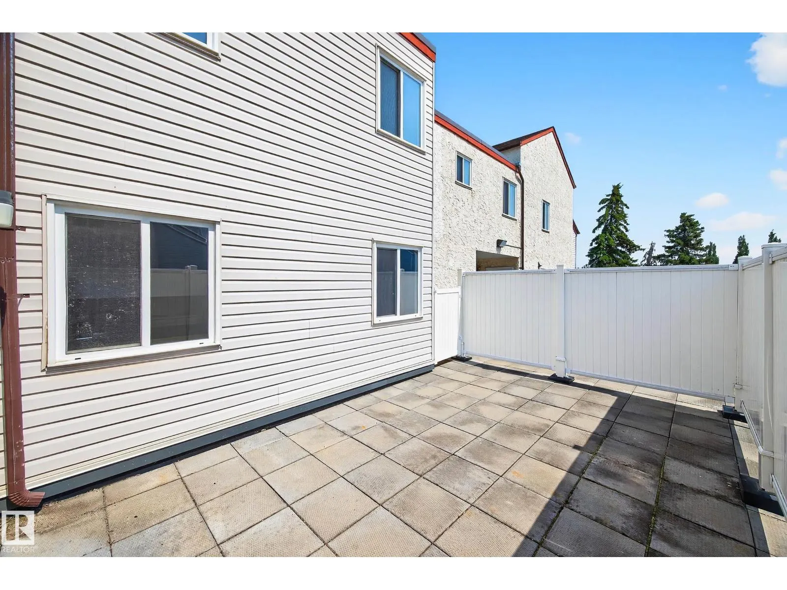 37 LANCASTER TC NW
