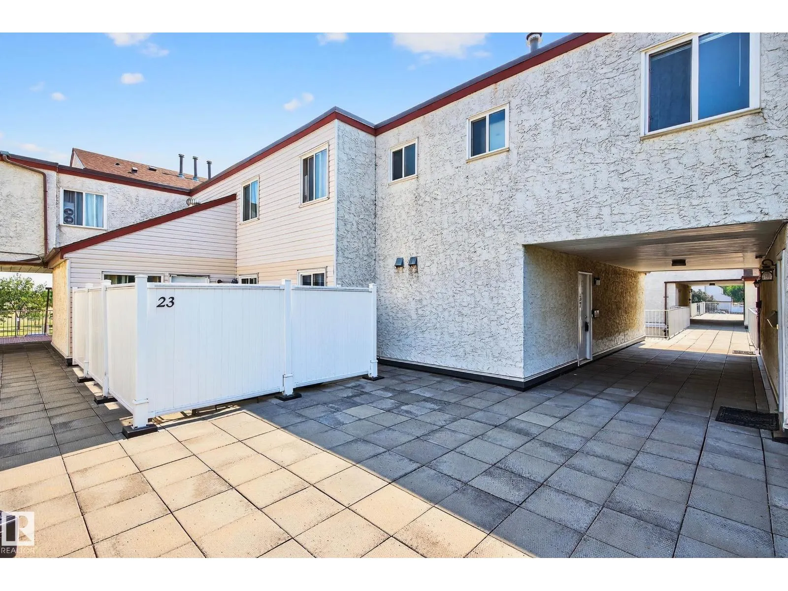 37 LANCASTER TC NW