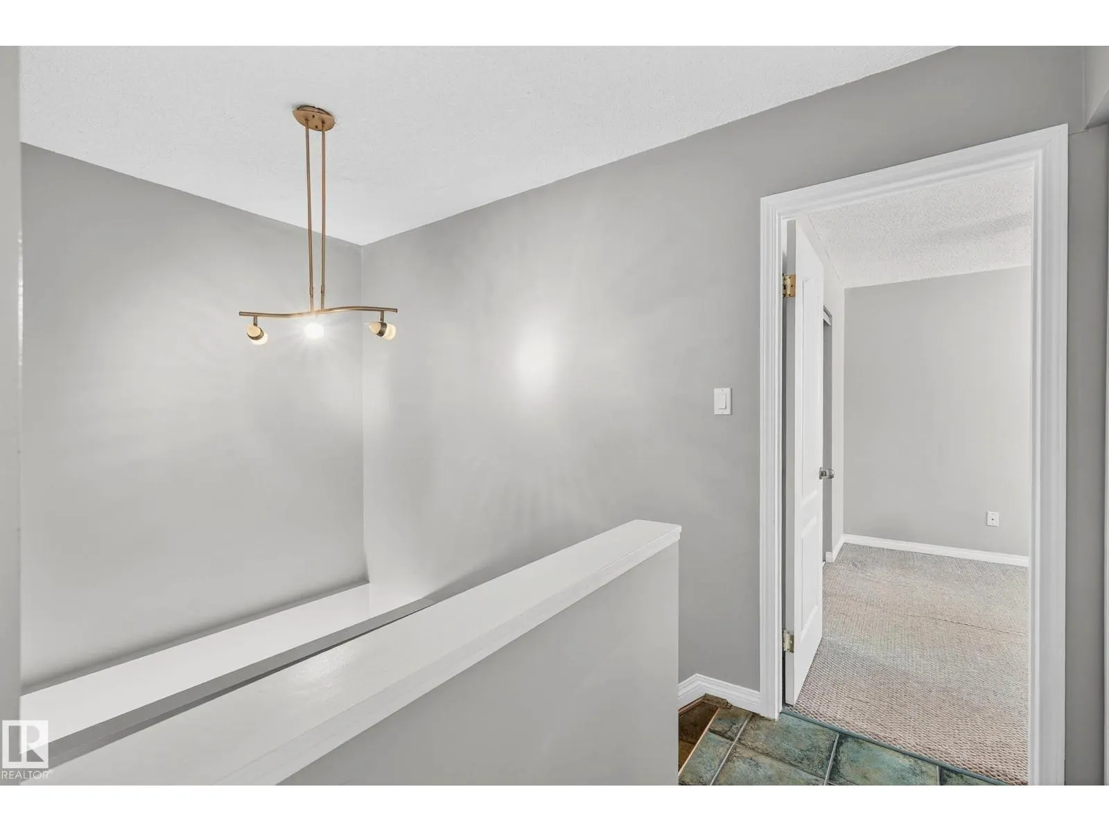 37 LANCASTER TC NW