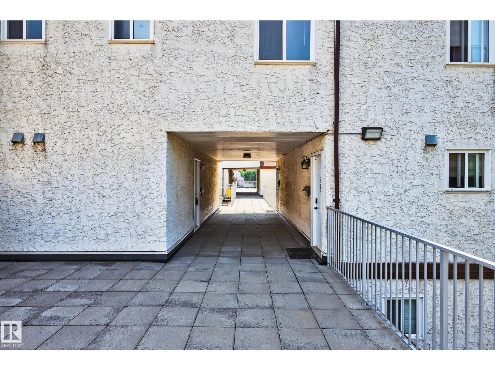 37 LANCASTER TC NW