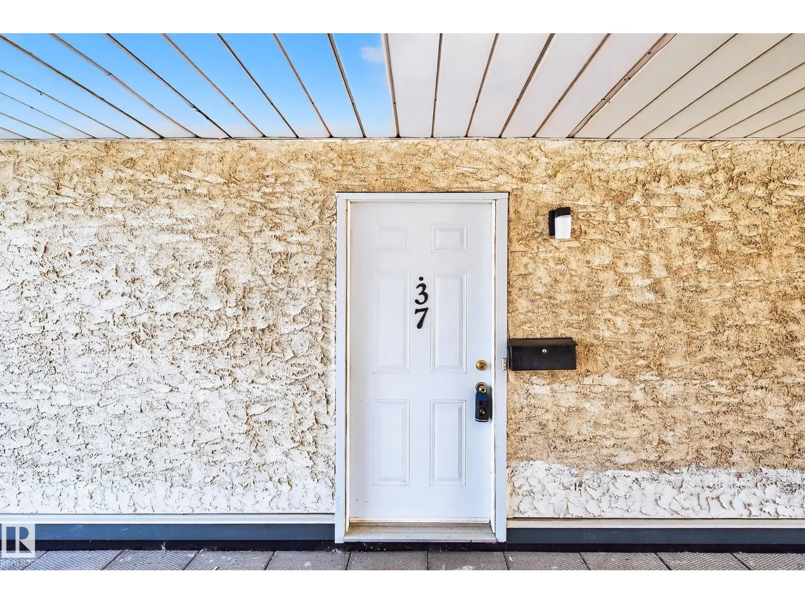 37 LANCASTER TC NW