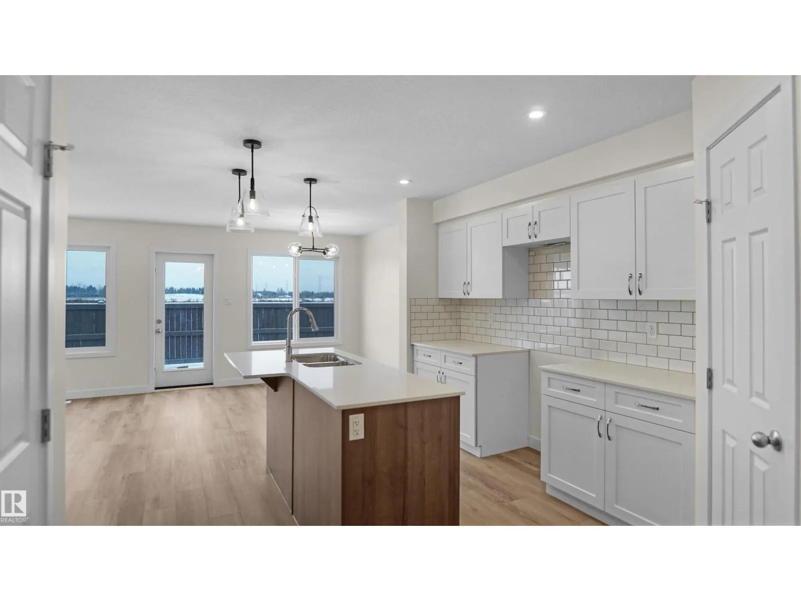 271 SAVOY CR