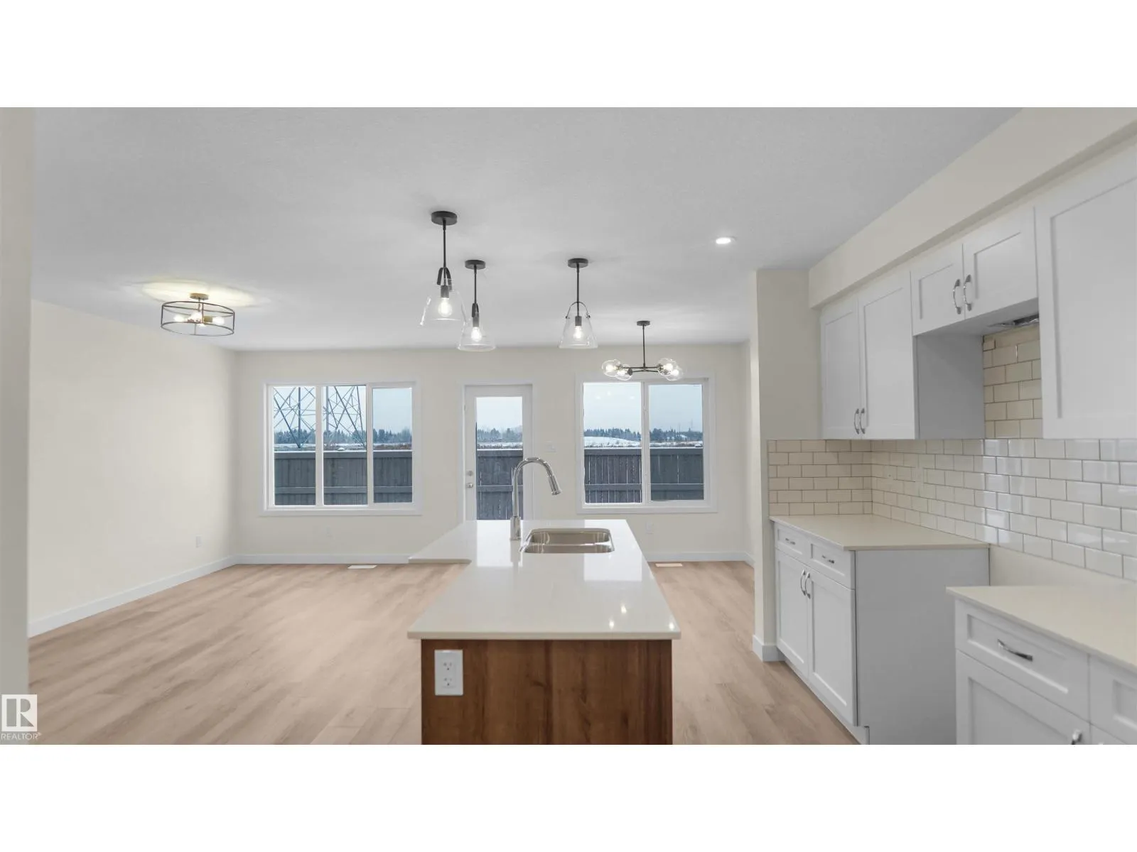 271 SAVOY CR