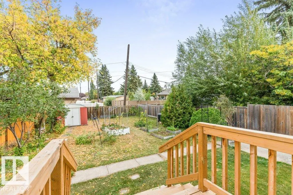 5704 93A AV NW
