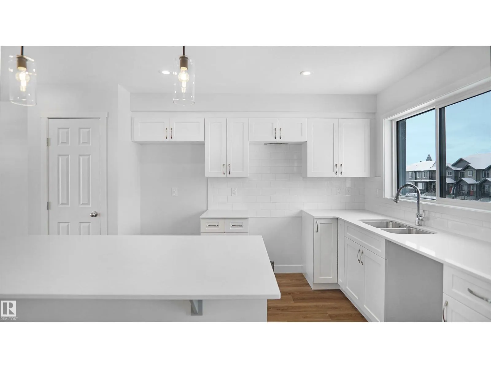 5113 RIVER'S EDGE WY NW