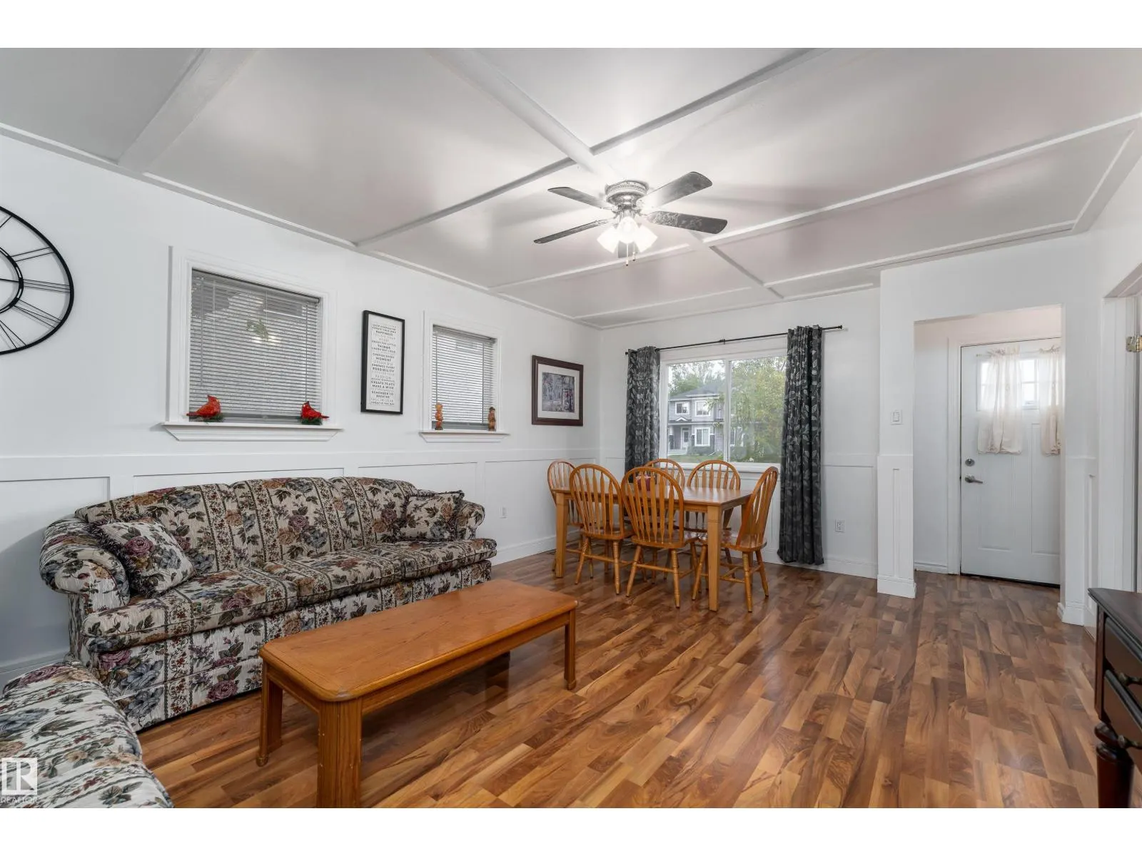 11539 101 ST NW