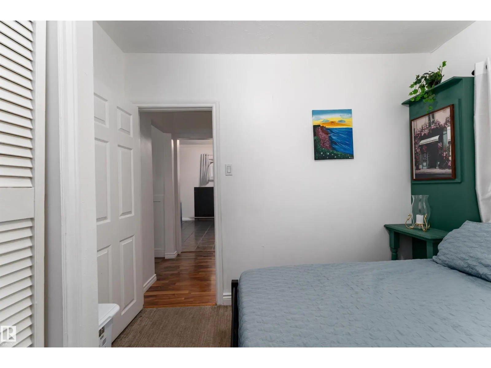 11539 101 ST NW