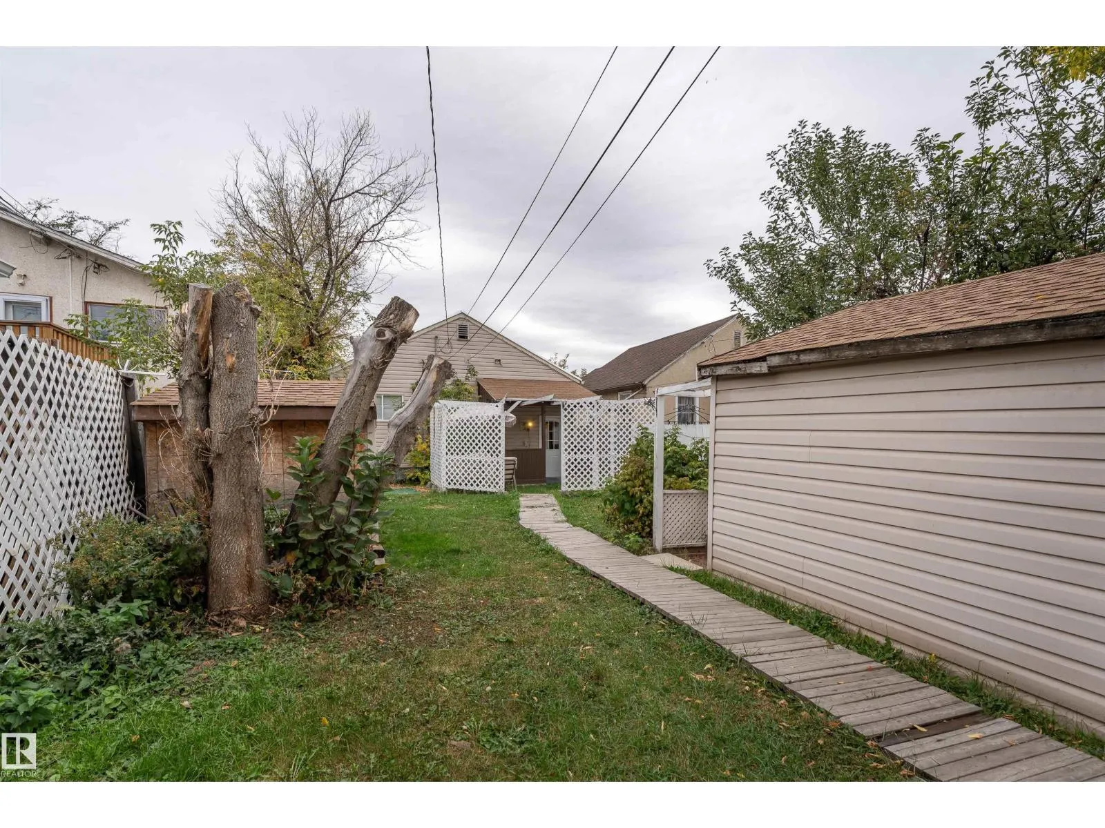 11539 101 ST NW
