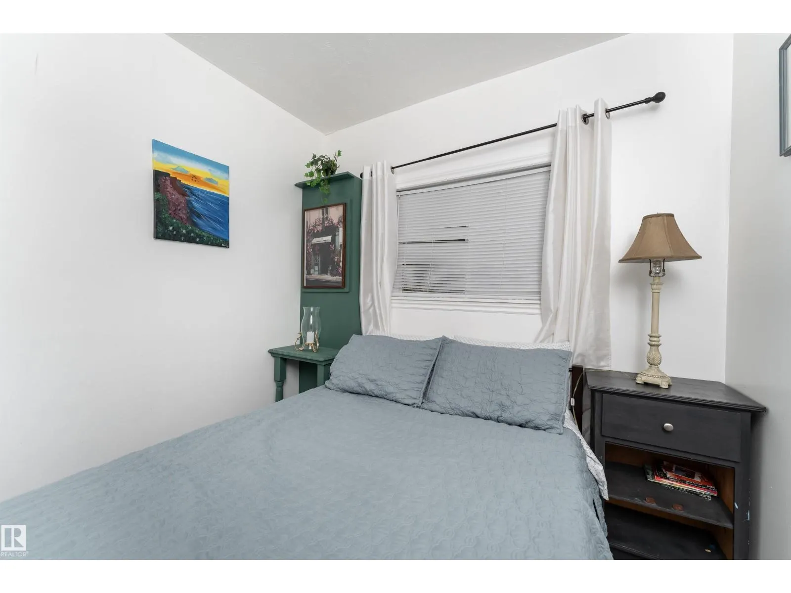 11539 101 ST NW