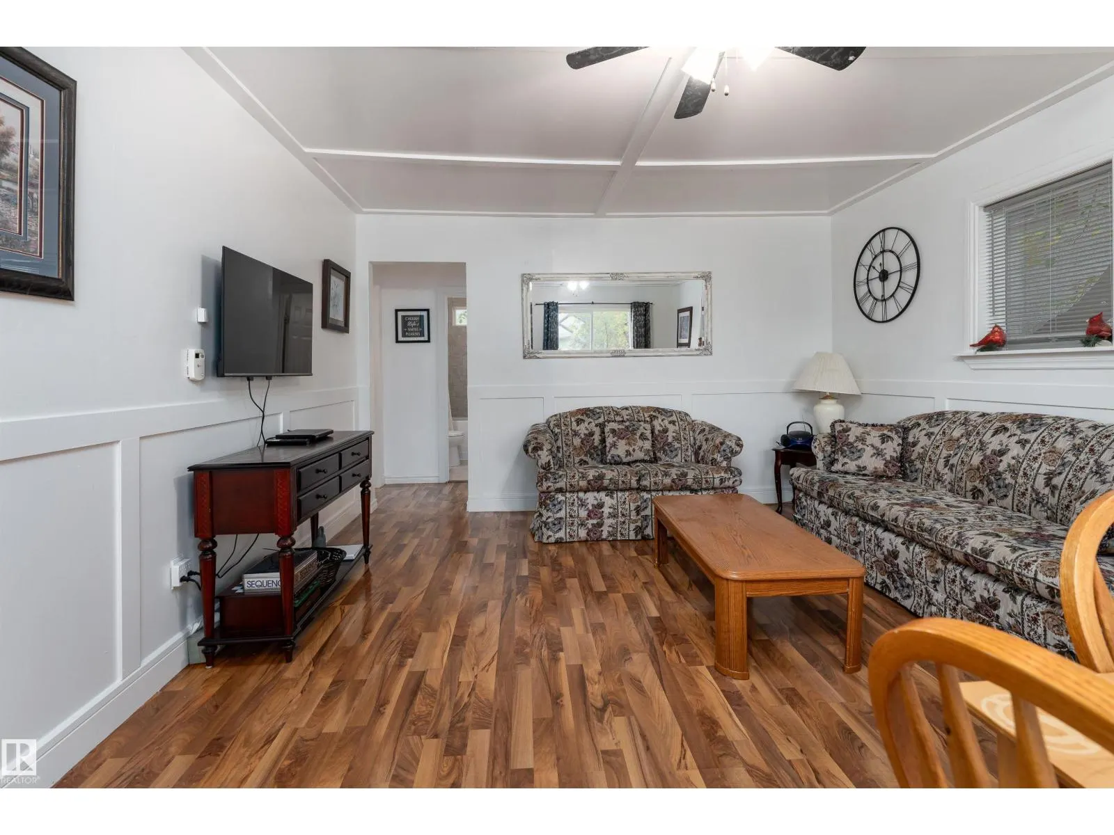 11539 101 ST NW