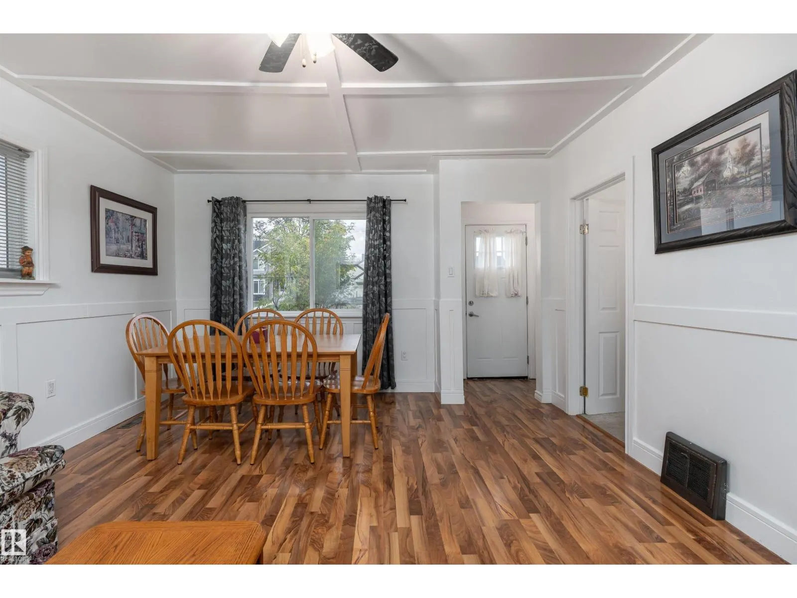 11539 101 ST NW