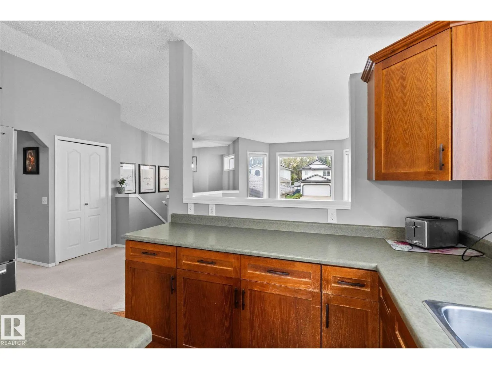 178 LAKELAND DR