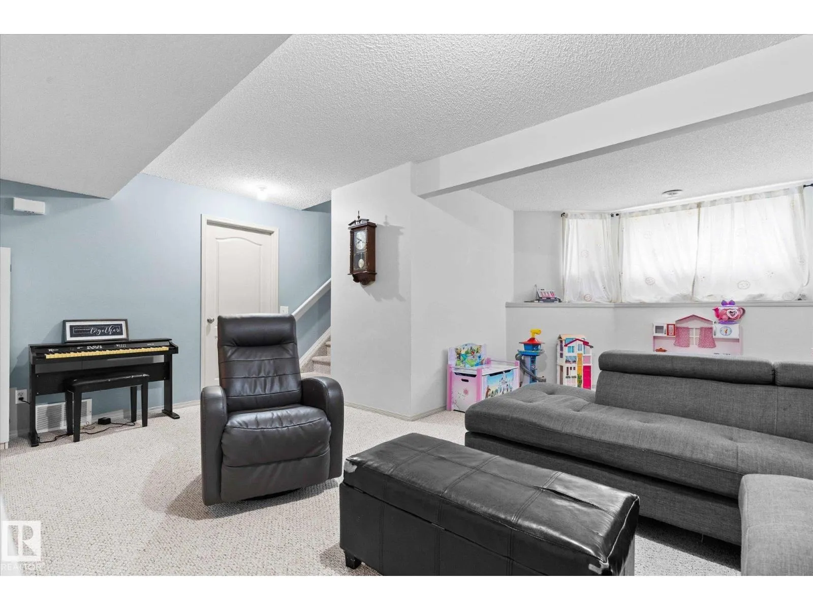 178 LAKELAND DR