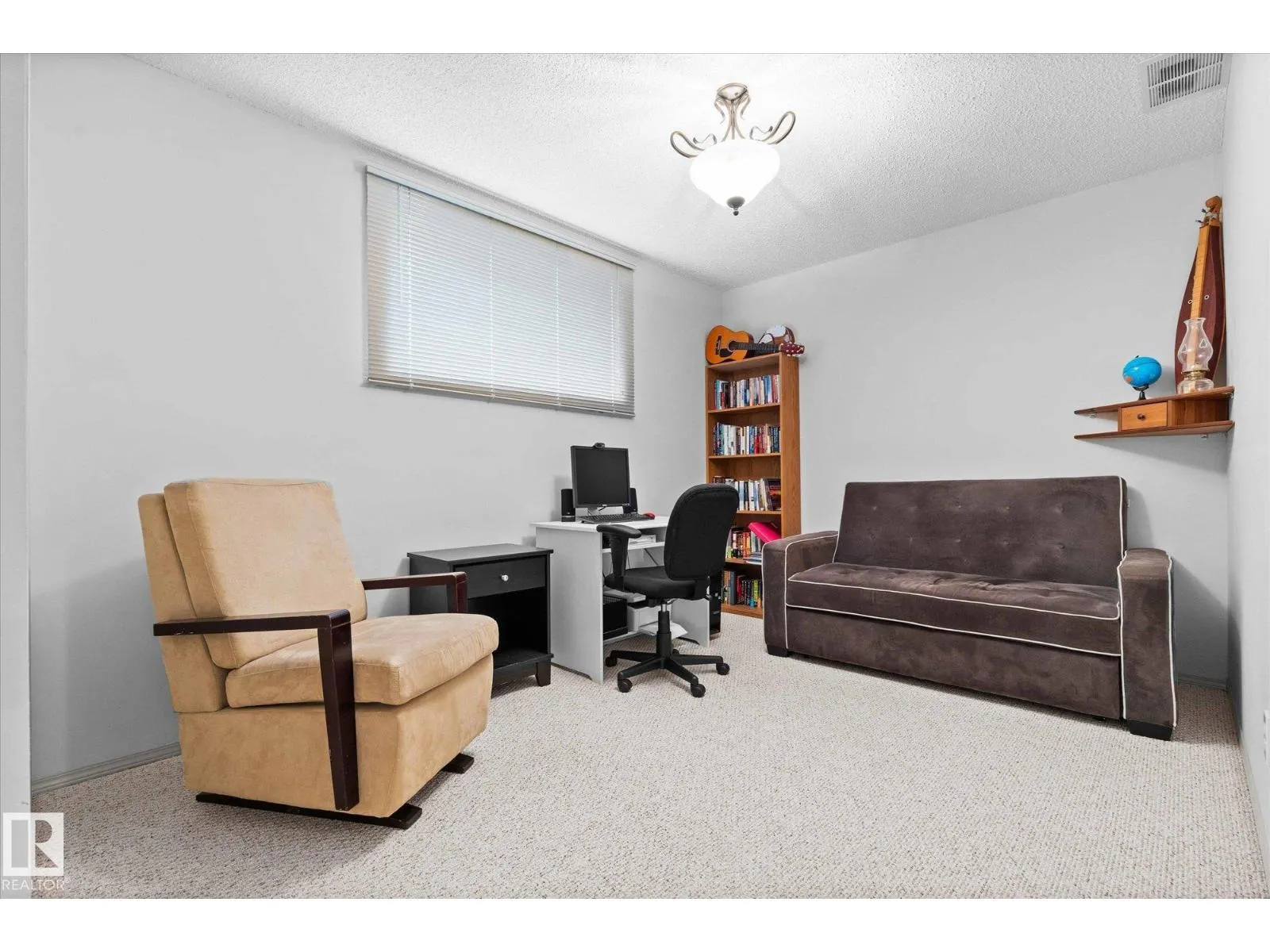 178 LAKELAND DR