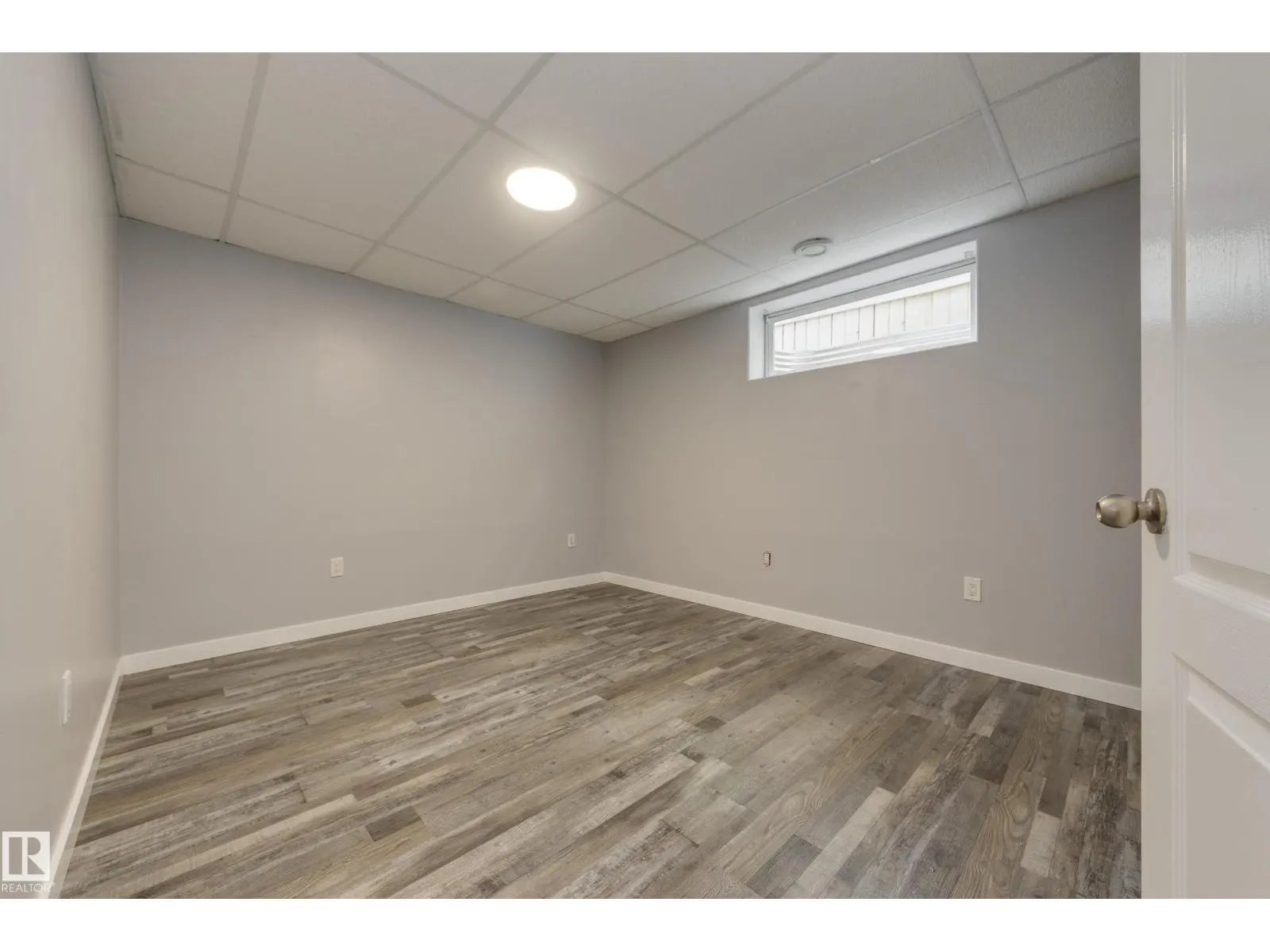 129 RIDGEBROOK RD