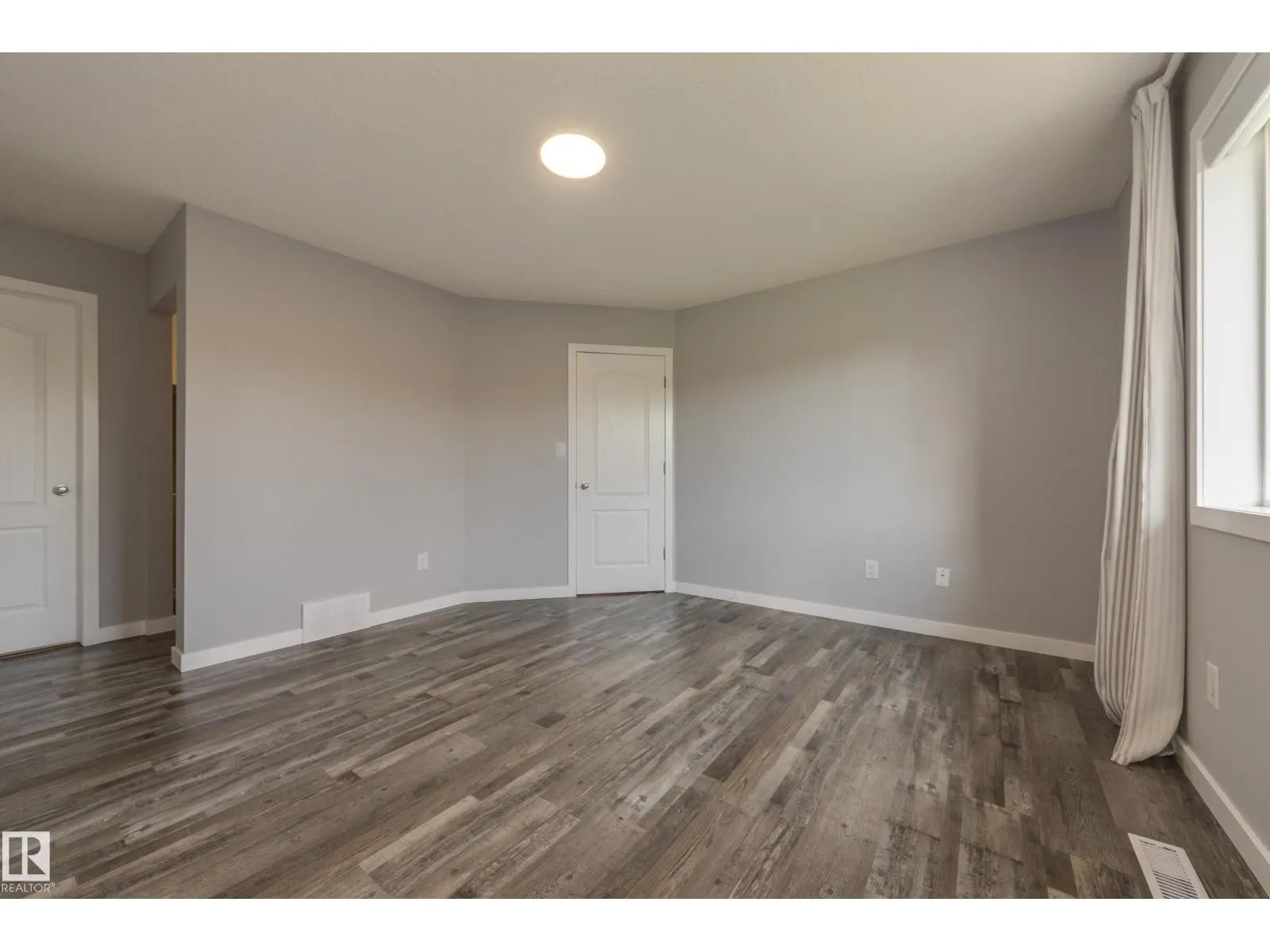 129 RIDGEBROOK RD