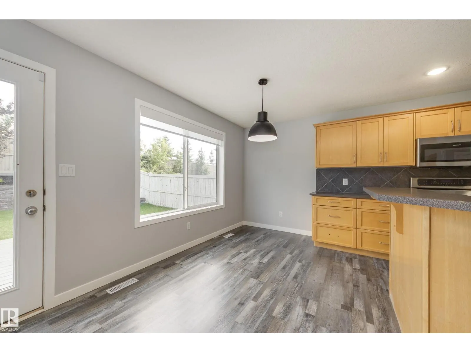129 RIDGEBROOK RD