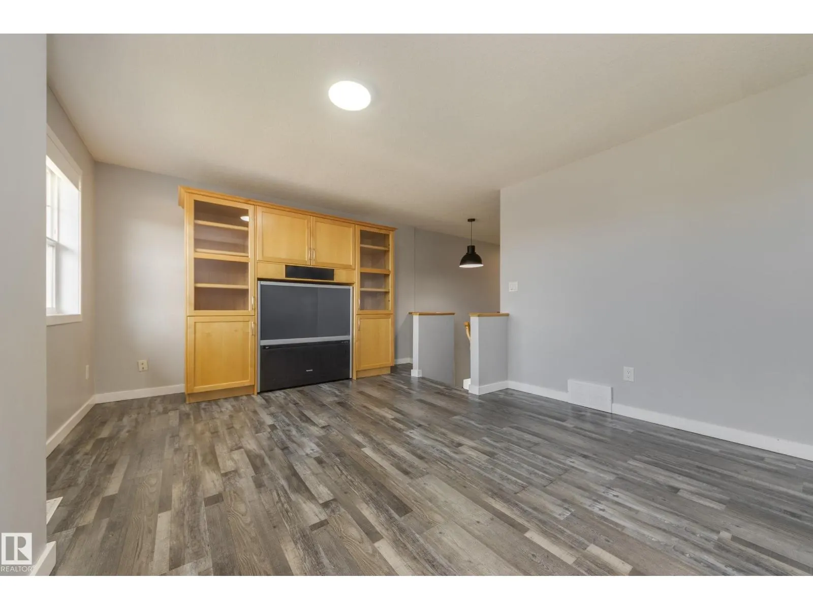 129 RIDGEBROOK RD