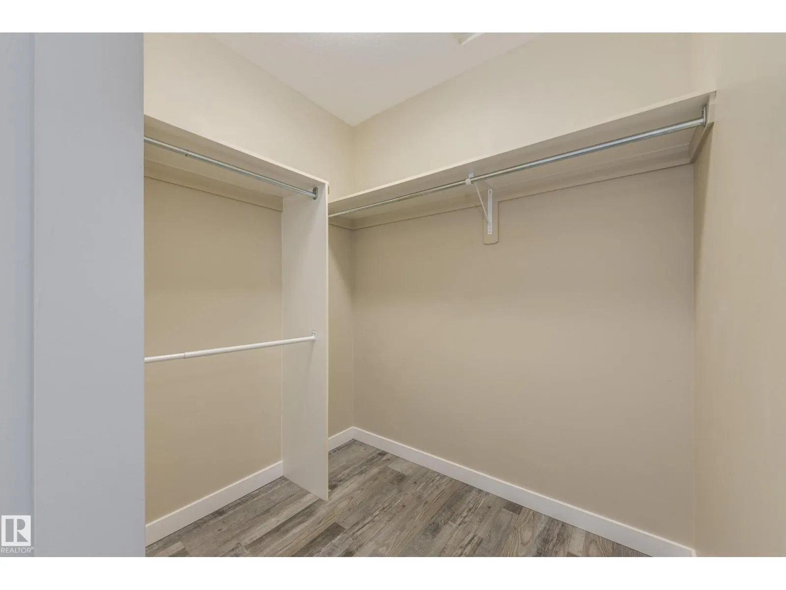 129 RIDGEBROOK RD