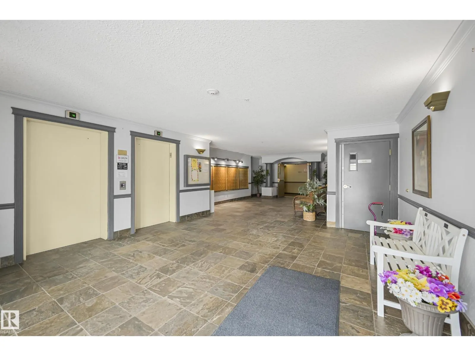 #131 592 HOOKE RD NW
