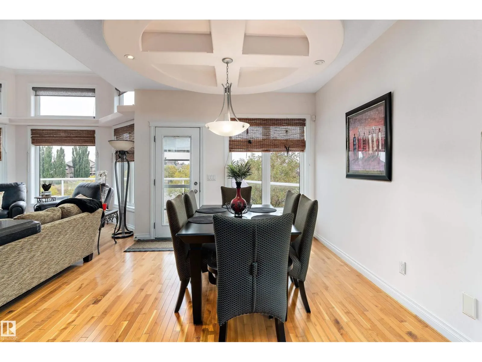 46 SHORES DR