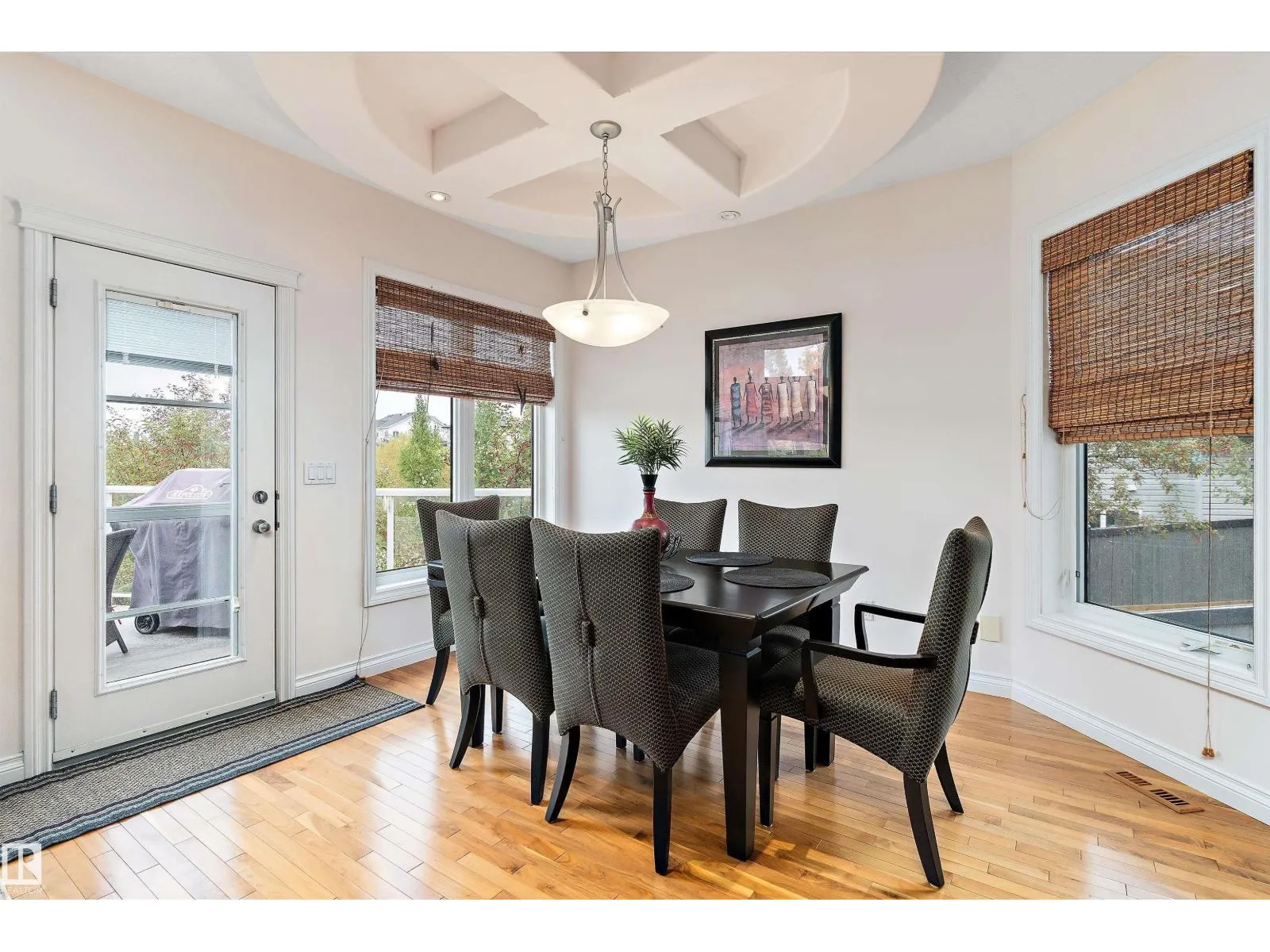 46 SHORES DR