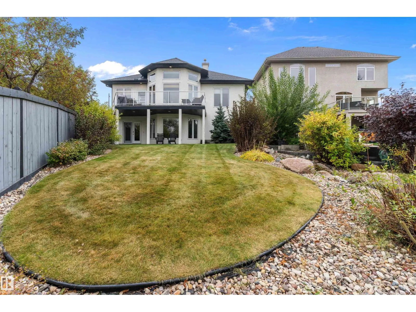 46 SHORES DR