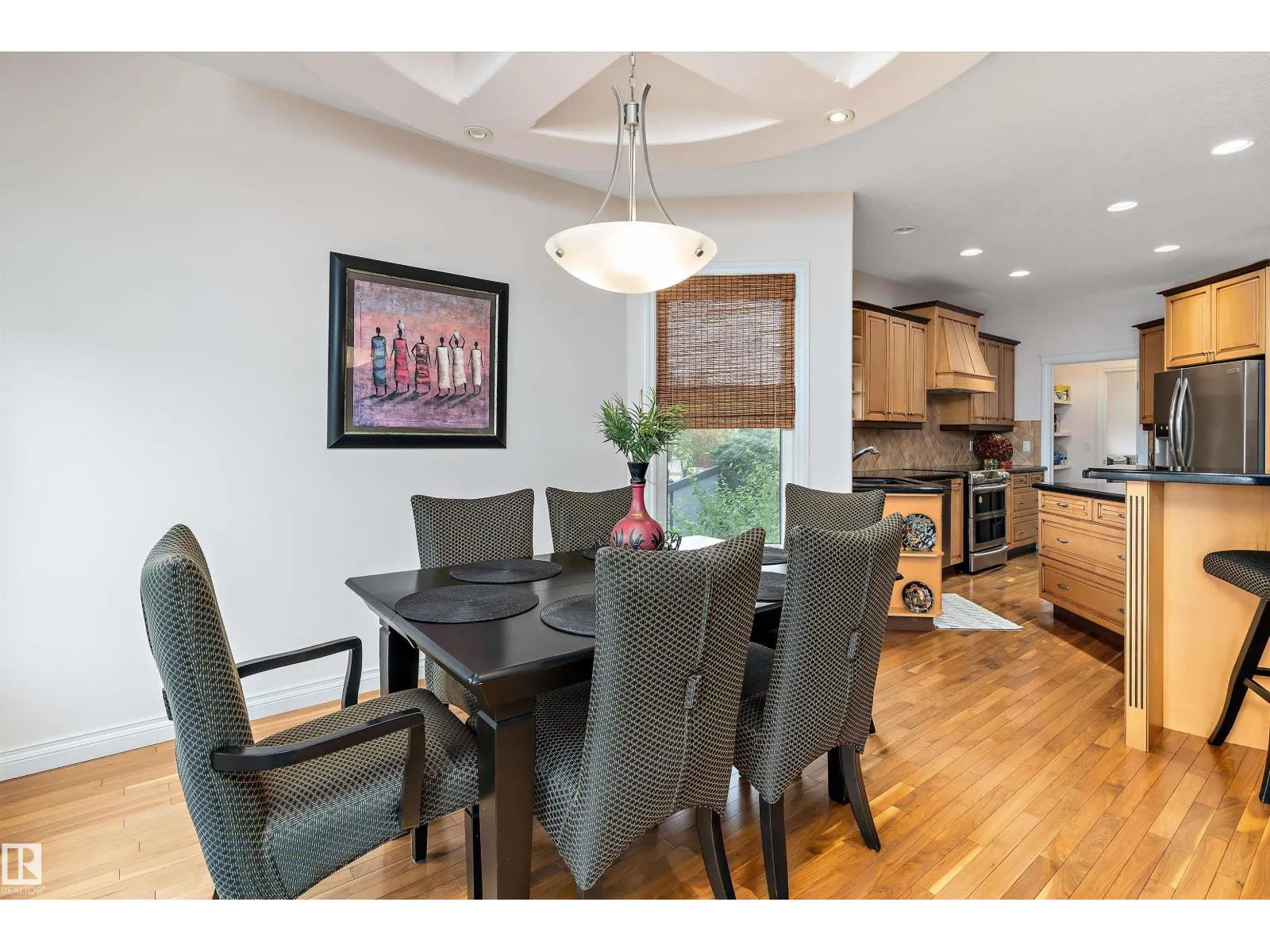 46 SHORES DR