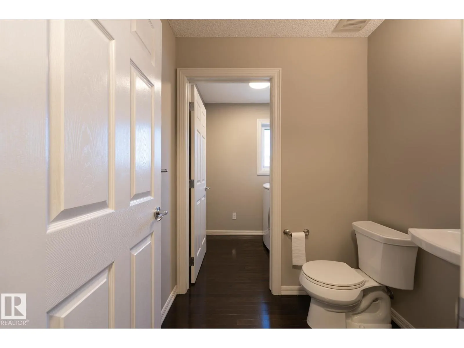 #103 655 TAMARACK RD NW
